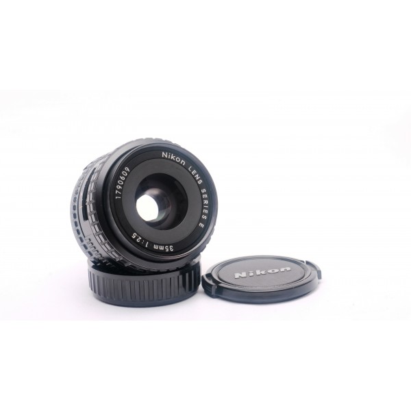 Nikon Series E 35mm 35 mm 1:2.5 2.5 manuell