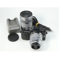 Olympus PEN E-PL7 + 14-42mm + 40-150mm – geprüft – Komplett Set