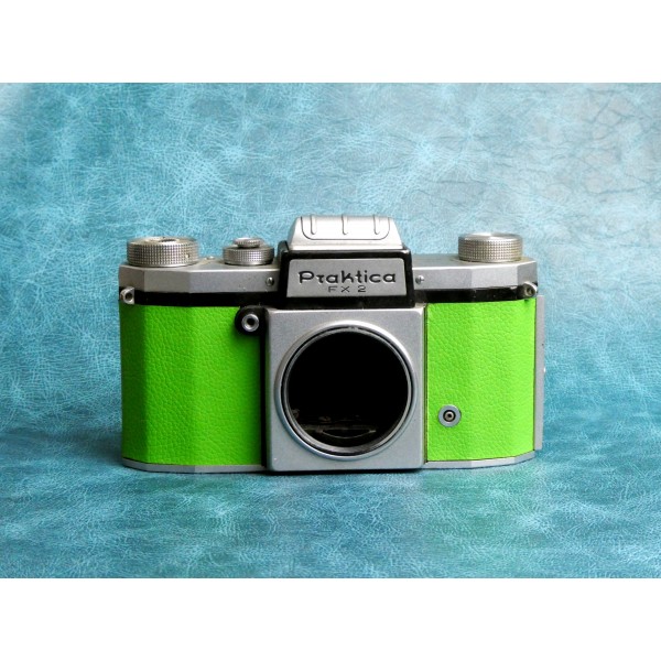 Praktica FX2 – Unikat Custom Leder (handgefertigt) – komplett überholt – Einzelstück