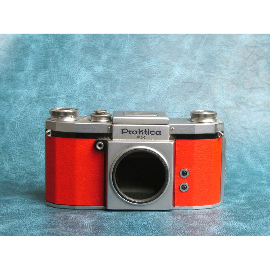 Praktica FX – Unikat Custom Leder (handgefertigt) – überholt – Einzelstück