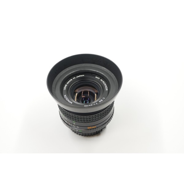 MINOLTA Rokkor 28mm f/3.5 Weitwinkelobjektiv mit Originalzubehör