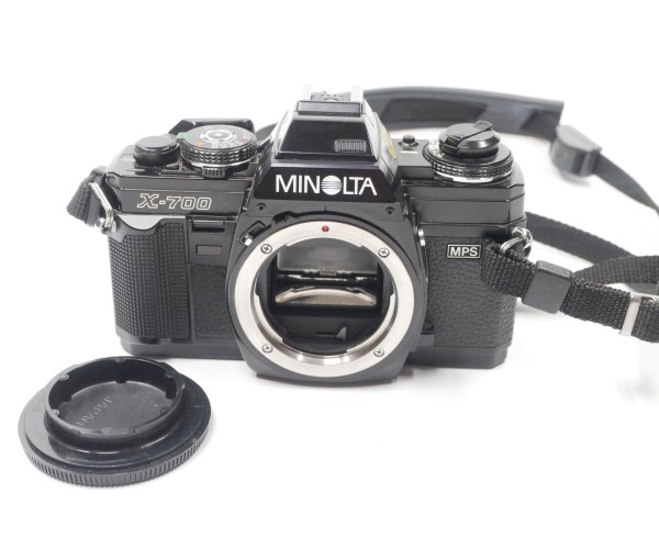 Minolta X 700 Analoge Spiegelreflexkamera mit Originalzubehör – Sch&hellip;